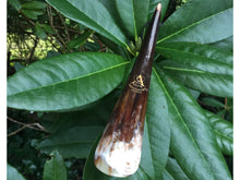 Load image into Gallery viewer, Abbeyhorn 8 Inch Small Horn Tip End Shoehorn