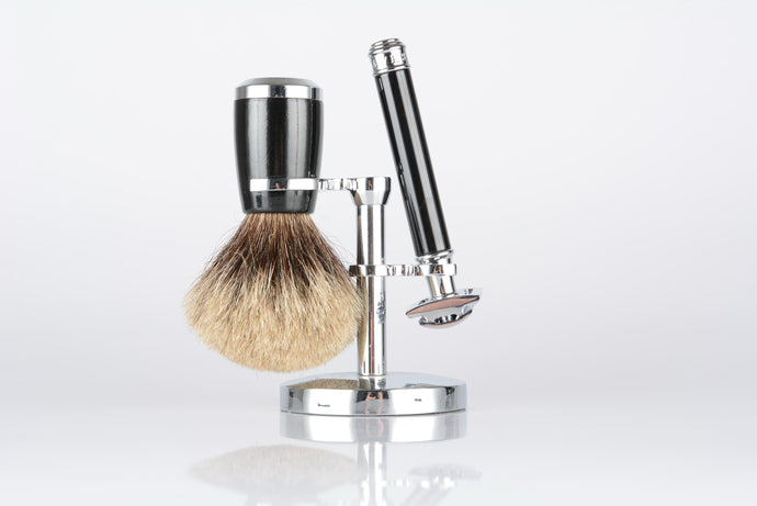 REASONS WHY YOU SHOULD START USING A SHAVING BRUSH!