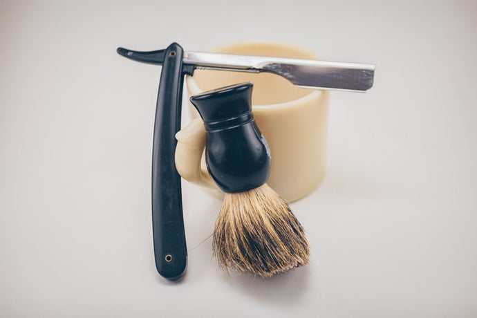 REASONS TO OWN A STRAIGHT RAZOR!