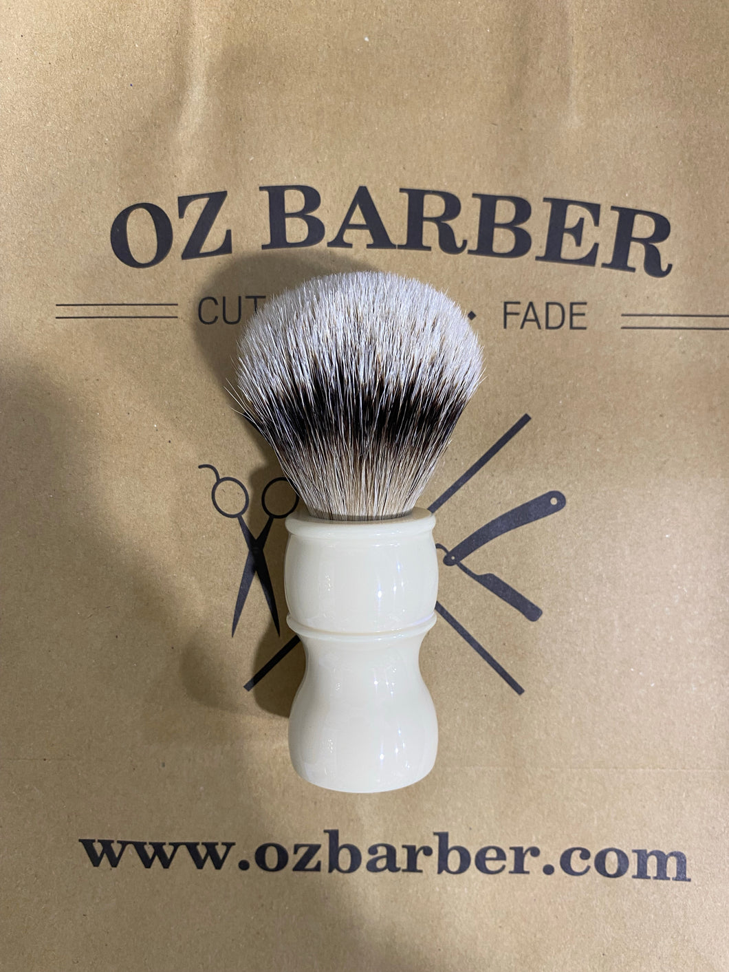 Oz Barber Silvertip Badger Ivory Handle Shaving Brush SL_R09I