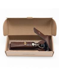 Captain Fawcett's Handcrafted Leather Case for Mach 3 Razor - Ozbarber